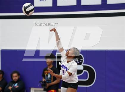 Thumbnail 1 in Pike @ Ben Davis photogallery.