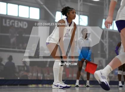 Thumbnail 2 in East View vs Klein Cain (Legends Invitational) photogallery.