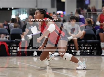 Thumbnail 1 in East View vs Klein Cain (Legends Invitational) photogallery.