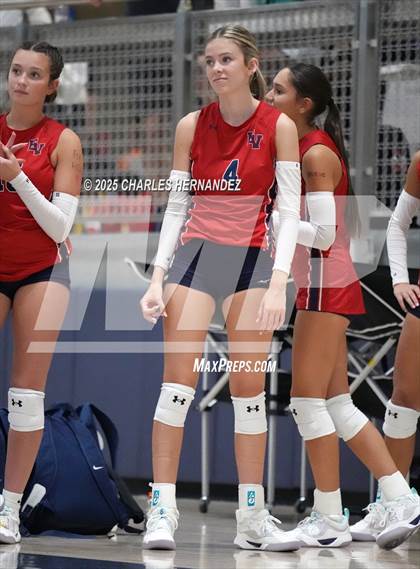 Thumbnail 1 in East View vs Klein Cain (Legends Invitational) photogallery.