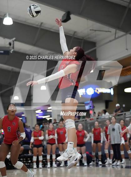 Thumbnail 1 in East View vs Klein Cain (Legends Invitational) photogallery.