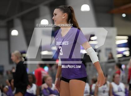 Thumbnail 3 in East View vs Klein Cain (Legends Invitational) photogallery.