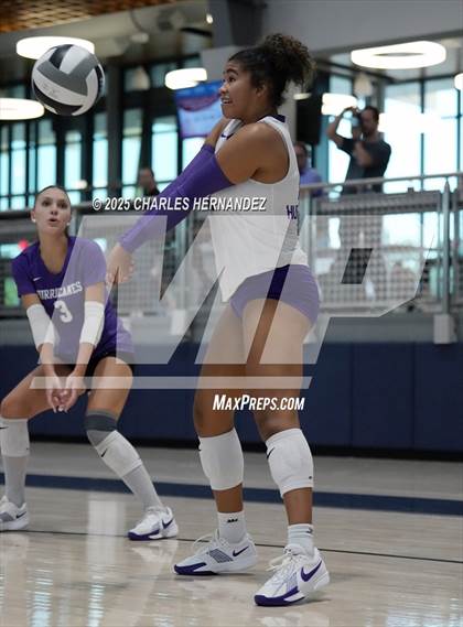 Thumbnail 3 in East View vs Klein Cain (Legends Invitational) photogallery.