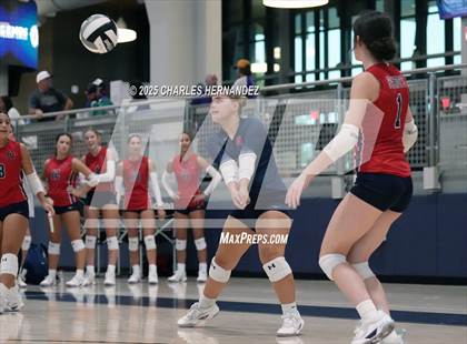 Thumbnail 2 in East View vs Klein Cain (Legends Invitational) photogallery.