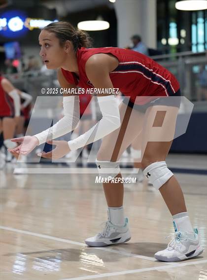 Thumbnail 3 in East View vs Klein Cain (Legends Invitational) photogallery.