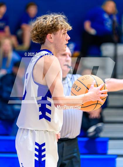 Thumbnail 1 in Bakersfield @ Cotter photogallery.