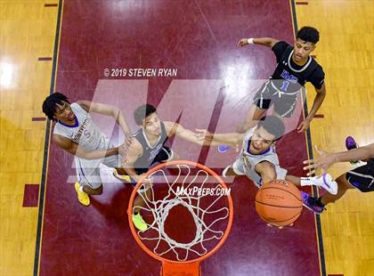 Thumbnail 3 in IMG Academy vs. Montverde Academy (GEICO National Tournament Semifinal) photogallery.