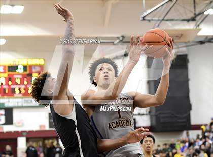 Thumbnail 3 in IMG Academy vs. Montverde Academy (GEICO National Tournament Semifinal) photogallery.