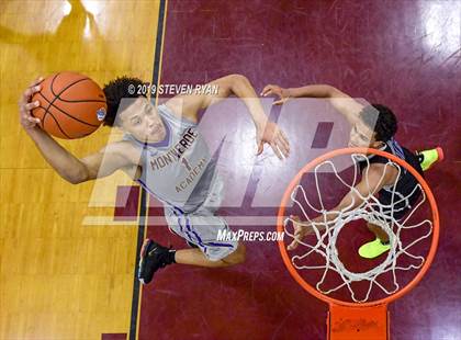 Thumbnail 3 in IMG Academy vs. Montverde Academy (GEICO National Tournament Semifinal) photogallery.