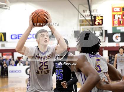 Thumbnail 3 in IMG Academy vs. Montverde Academy (GEICO National Tournament Semifinal) photogallery.