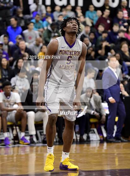Thumbnail 1 in IMG Academy vs. Montverde Academy (GEICO National Tournament Semifinal) photogallery.