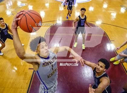 Thumbnail 1 in IMG Academy vs. Montverde Academy (GEICO National Tournament Semifinal) photogallery.