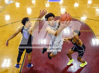 Thumbnail 1 in IMG Academy vs. Montverde Academy (GEICO National Tournament Semifinal) photogallery.