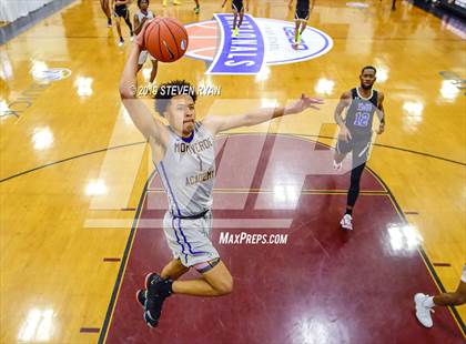 Thumbnail 2 in IMG Academy vs. Montverde Academy (GEICO National Tournament Semifinal) photogallery.