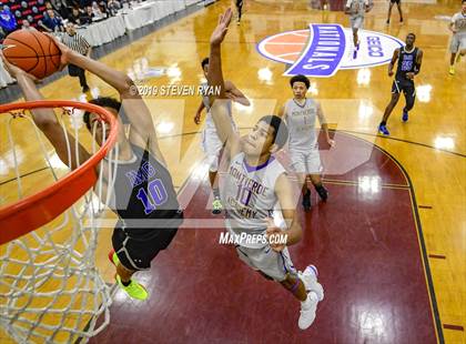 Thumbnail 2 in IMG Academy vs. Montverde Academy (GEICO National Tournament Semifinal) photogallery.
