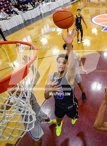 Thumbnail 2 in IMG Academy vs. Montverde Academy (GEICO National Tournament Semifinal) photogallery.