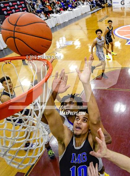 Thumbnail 2 in IMG Academy vs. Montverde Academy (GEICO National Tournament Semifinal) photogallery.