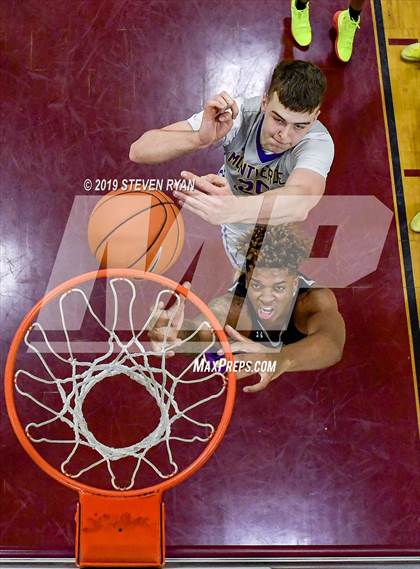 Thumbnail 1 in IMG Academy vs. Montverde Academy (GEICO National Tournament Semifinal) photogallery.