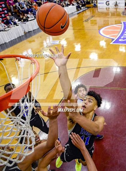 Thumbnail 2 in IMG Academy vs. Montverde Academy (GEICO National Tournament Semifinal) photogallery.