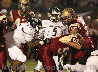 Thumbnail 3 in Bakersfield vs. Mission Hills (CIF SoCal D1 Regional Final) photogallery.