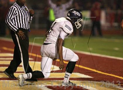 Thumbnail 3 in Bakersfield vs. Mission Hills (CIF SoCal D1 Regional Final) photogallery.