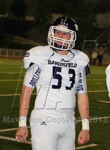 Thumbnail 3 in Bakersfield vs. Mission Hills (CIF SoCal D1 Regional Final) photogallery.
