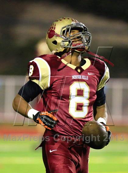 Thumbnail 2 in Bakersfield vs. Mission Hills (CIF SoCal D1 Regional Final) photogallery.