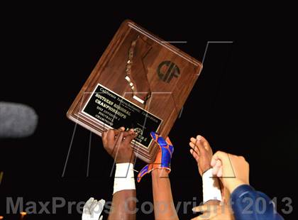 Thumbnail 1 in Bakersfield vs. Mission Hills (CIF SoCal D1 Regional Final) photogallery.