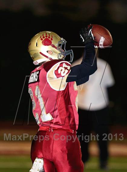Thumbnail 3 in Bakersfield vs. Mission Hills (CIF SoCal D1 Regional Final) photogallery.