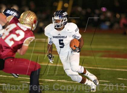 Thumbnail 3 in Bakersfield vs. Mission Hills (CIF SoCal D1 Regional Final) photogallery.