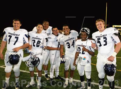 Thumbnail 2 in Bakersfield vs. Mission Hills (CIF SoCal D1 Regional Final) photogallery.