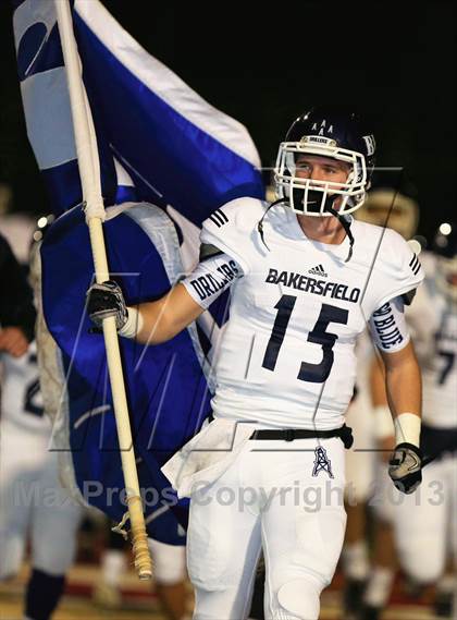 Thumbnail 1 in Bakersfield vs. Mission Hills (CIF SoCal D1 Regional Final) photogallery.