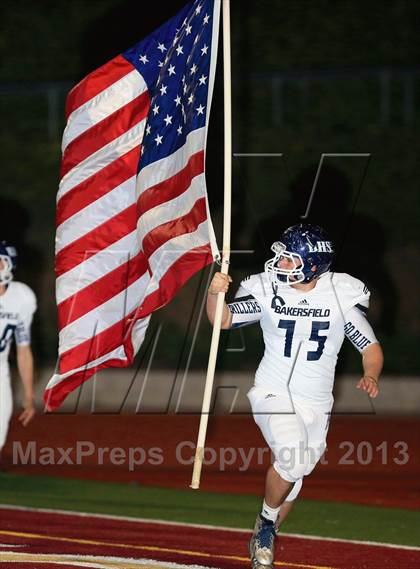 Thumbnail 3 in Bakersfield vs. Mission Hills (CIF SoCal D1 Regional Final) photogallery.