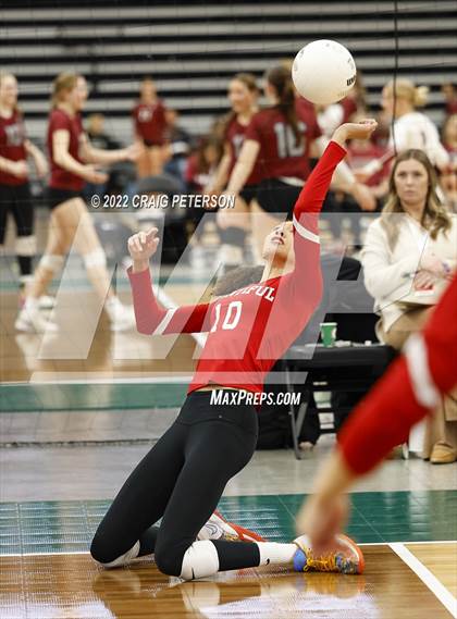 Thumbnail 2 in Timpanogos vs. Bountiful (UHSAA 5A Quarterfinal) photogallery.