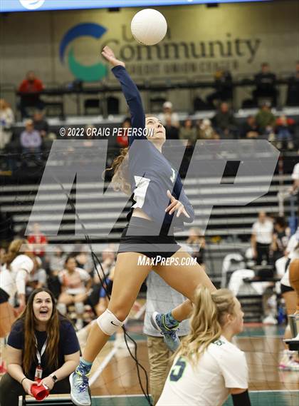 Thumbnail 1 in Timpanogos vs. Bountiful (UHSAA 5A Quarterfinal) photogallery.