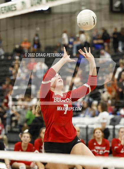 Thumbnail 2 in Timpanogos vs. Bountiful (UHSAA 5A Quarterfinal) photogallery.