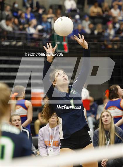Thumbnail 1 in Timpanogos vs. Bountiful (UHSAA 5A Quarterfinal) photogallery.