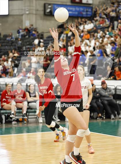 Thumbnail 2 in Timpanogos vs. Bountiful (UHSAA 5A Quarterfinal) photogallery.