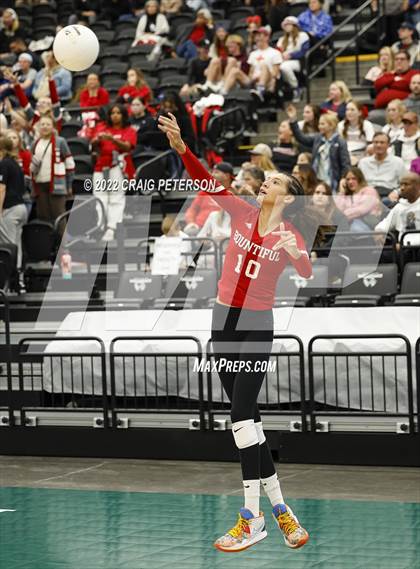 Thumbnail 1 in Timpanogos vs. Bountiful (UHSAA 5A Quarterfinal) photogallery.