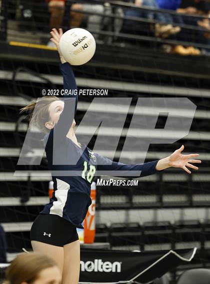 Thumbnail 2 in Timpanogos vs. Bountiful (UHSAA 5A Quarterfinal) photogallery.