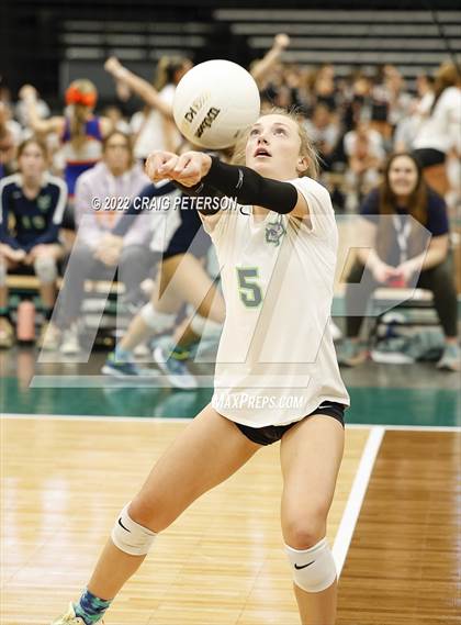 Thumbnail 2 in Timpanogos vs. Bountiful (UHSAA 5A Quarterfinal) photogallery.