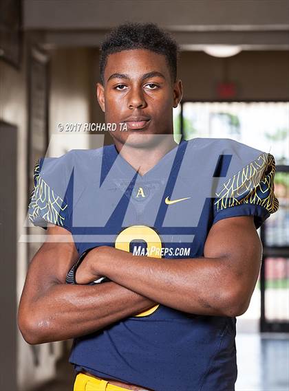 Thumbnail 1 in St. Thomas Aquinas (Preseason Early Contenders Photo Shoot)  photogallery.