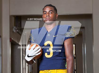 Thumbnail 1 in St. Thomas Aquinas (Preseason Early Contenders Photo Shoot)  photogallery.