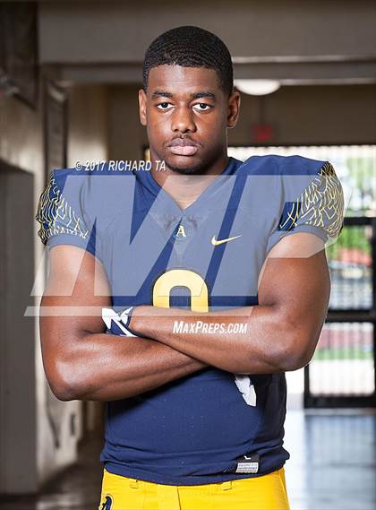 Thumbnail 2 in St. Thomas Aquinas (Preseason Early Contenders Photo Shoot)  photogallery.