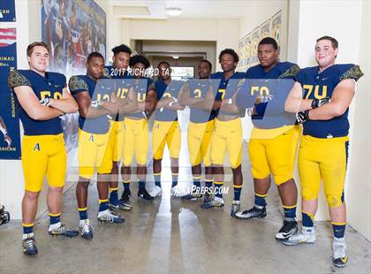 Thumbnail 2 in St. Thomas Aquinas (Preseason Early Contenders Photo Shoot)  photogallery.