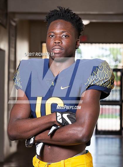 Thumbnail 3 in St. Thomas Aquinas (Preseason Early Contenders Photo Shoot)  photogallery.