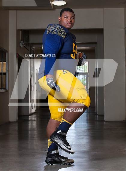 Thumbnail 3 in St. Thomas Aquinas (Preseason Early Contenders Photo Shoot)  photogallery.