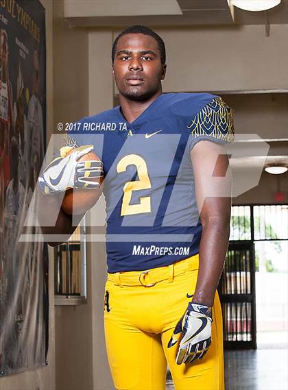 Thumbnail 1 in St. Thomas Aquinas (Preseason Early Contenders Photo Shoot)  photogallery.