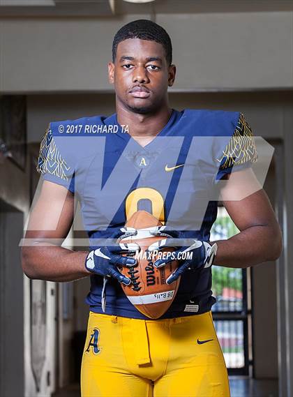 Thumbnail 3 in St. Thomas Aquinas (Preseason Early Contenders Photo Shoot)  photogallery.