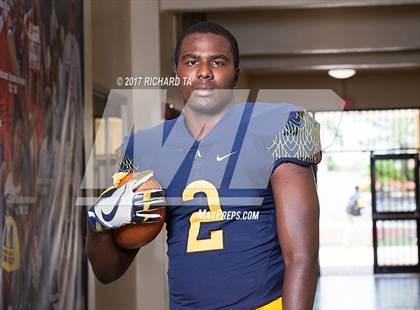Thumbnail 2 in St. Thomas Aquinas (Preseason Early Contenders Photo Shoot)  photogallery.